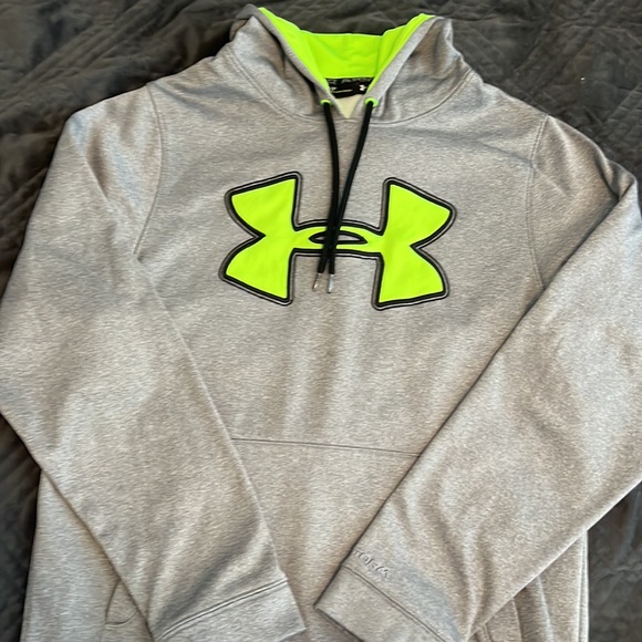Men’s Under Armour hoodie. - Picture 3 of 4